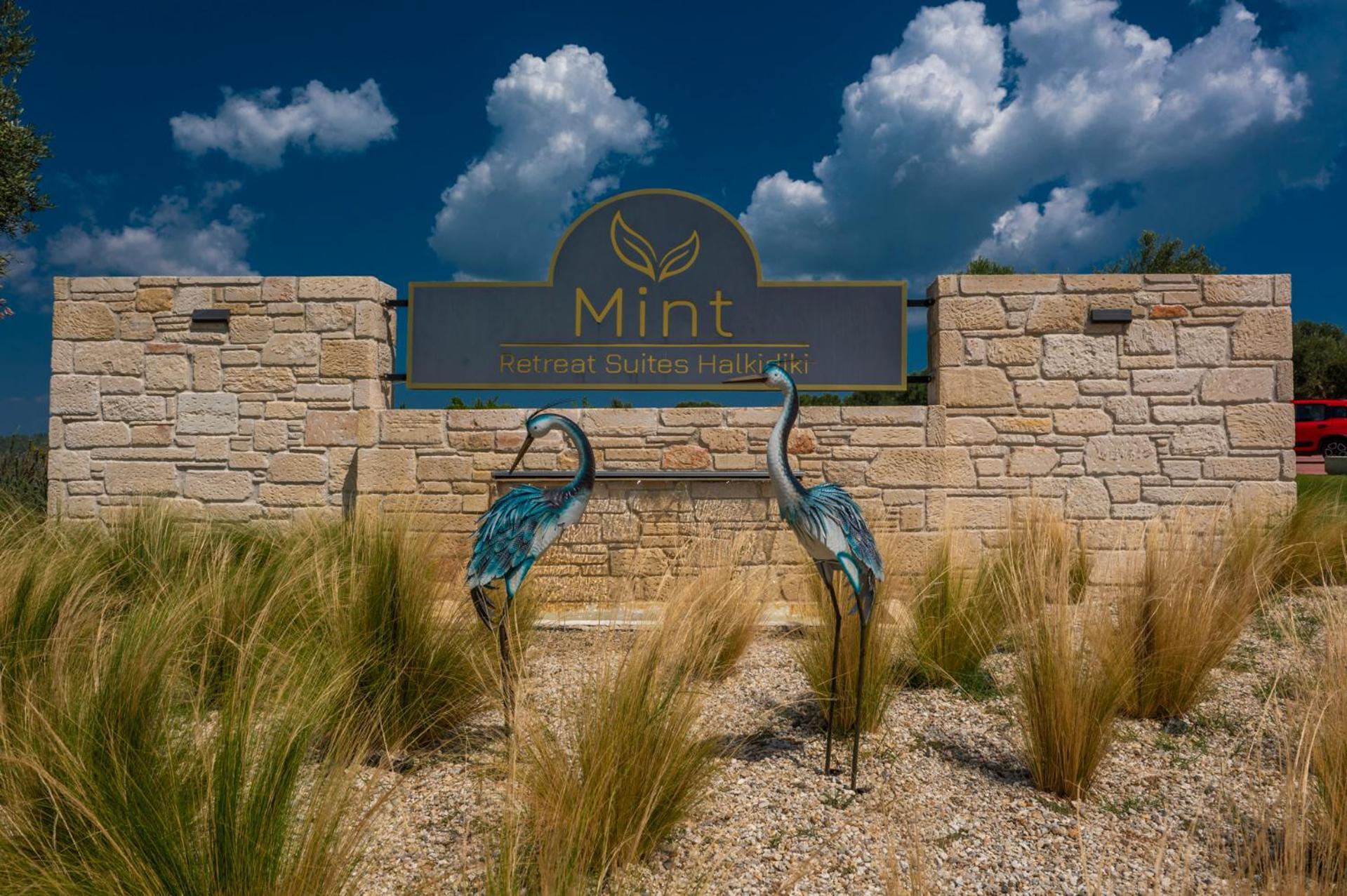 Mint Retreat Suites (Adults Only) Kalandra Exterior foto